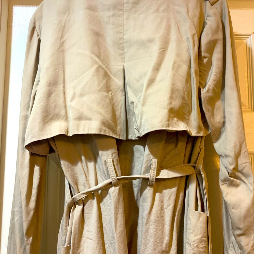 Target Trench  Gold Buttons - Picture 5 of 6